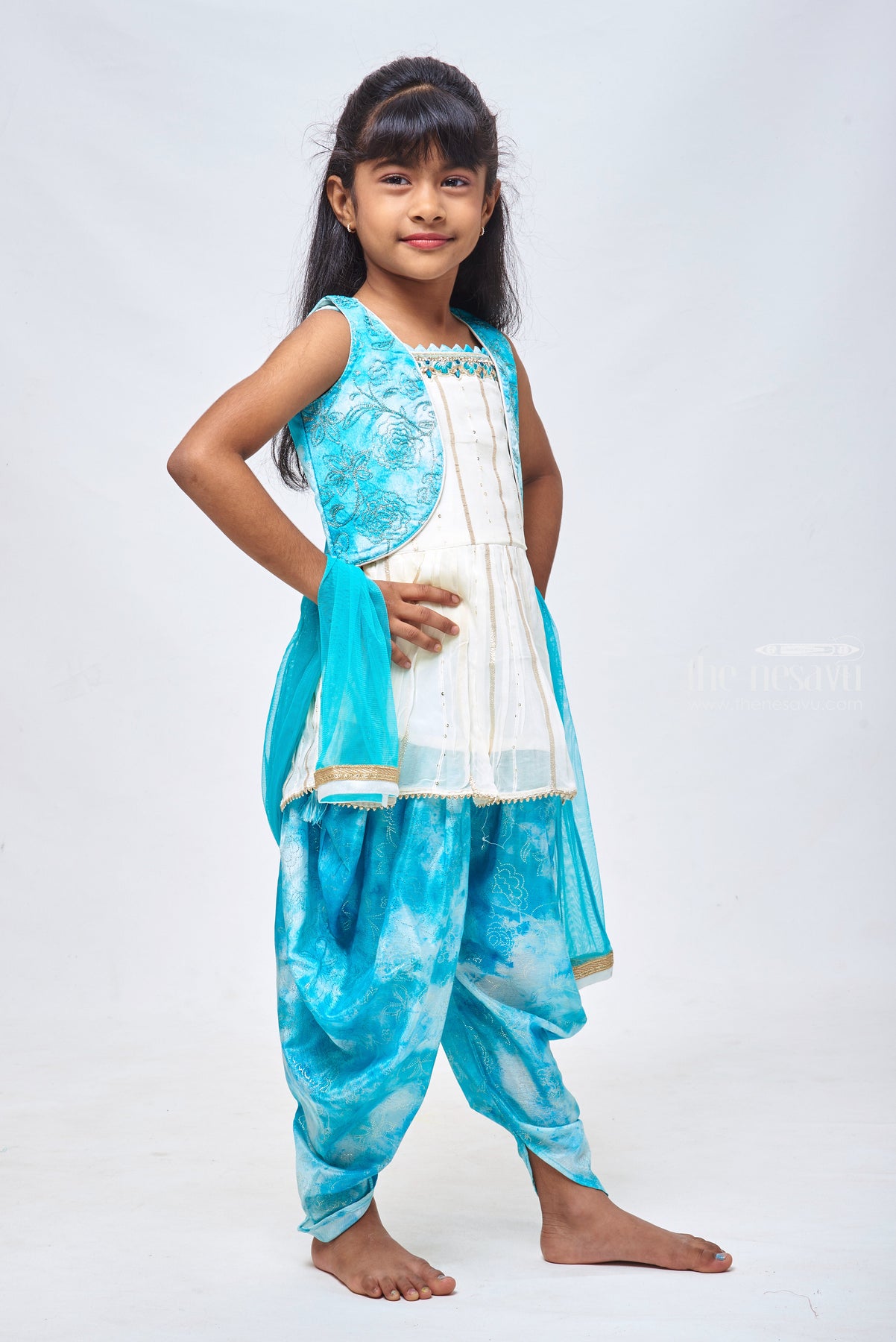 Elegant Kurti With Dhoti Set | Girls Festive Outfit Buy Online | the Nesavu  – The Nesavu